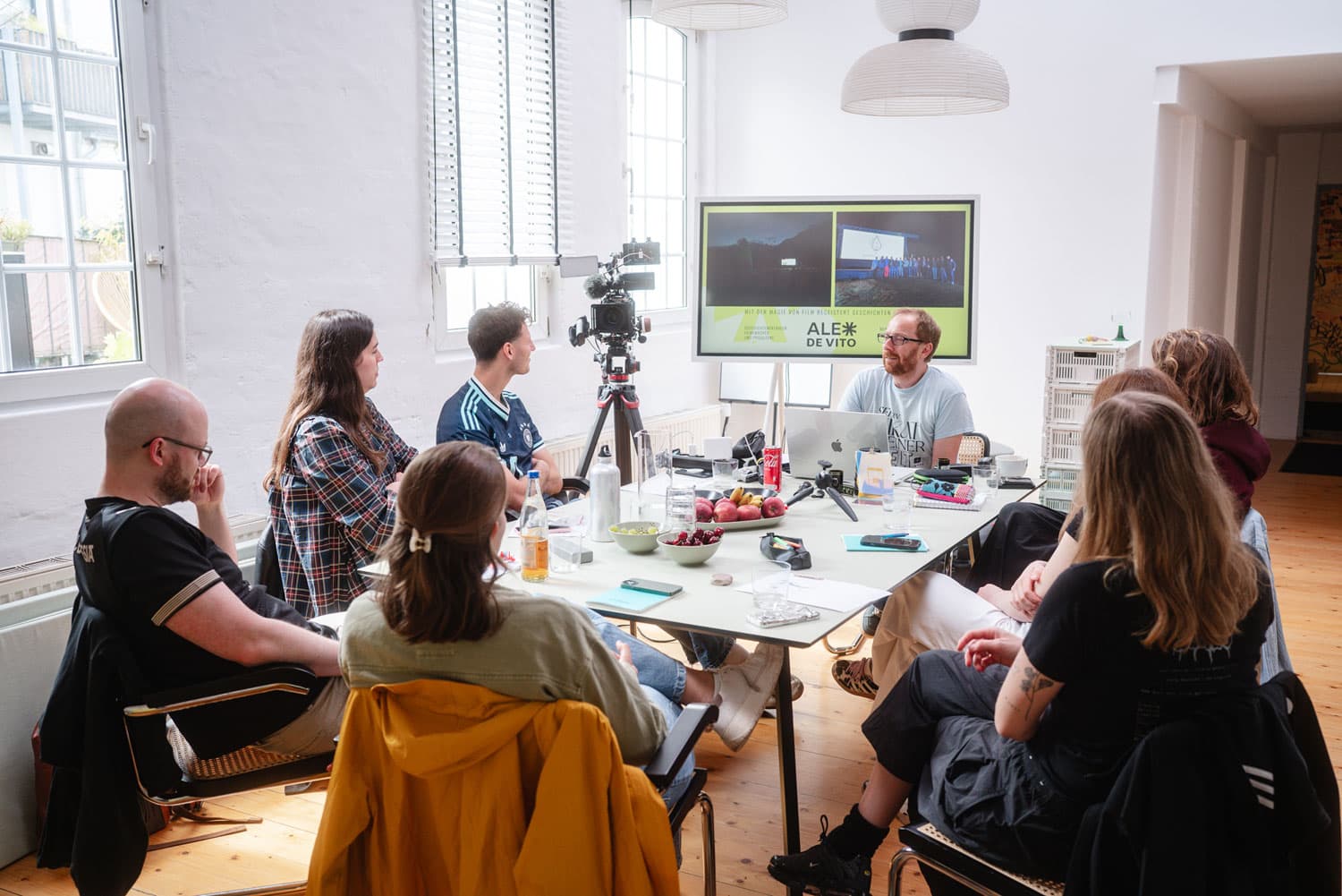 Zur News: Konkrete Workflows statt allgemeinem KI-Talk: trAIbhaus Lab beim neo summit 26